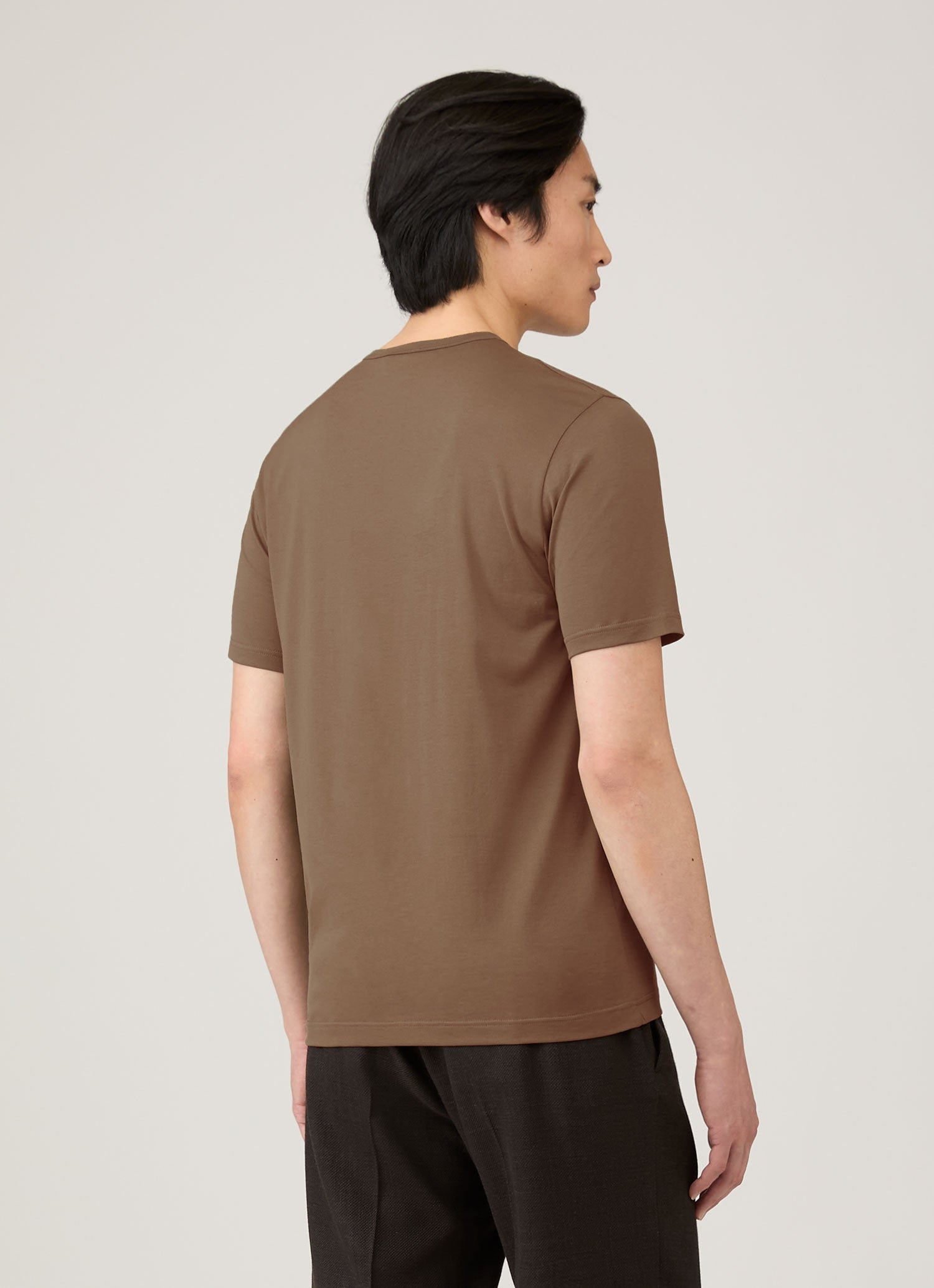 Men's Classic T-shirt in Bark - Image 5