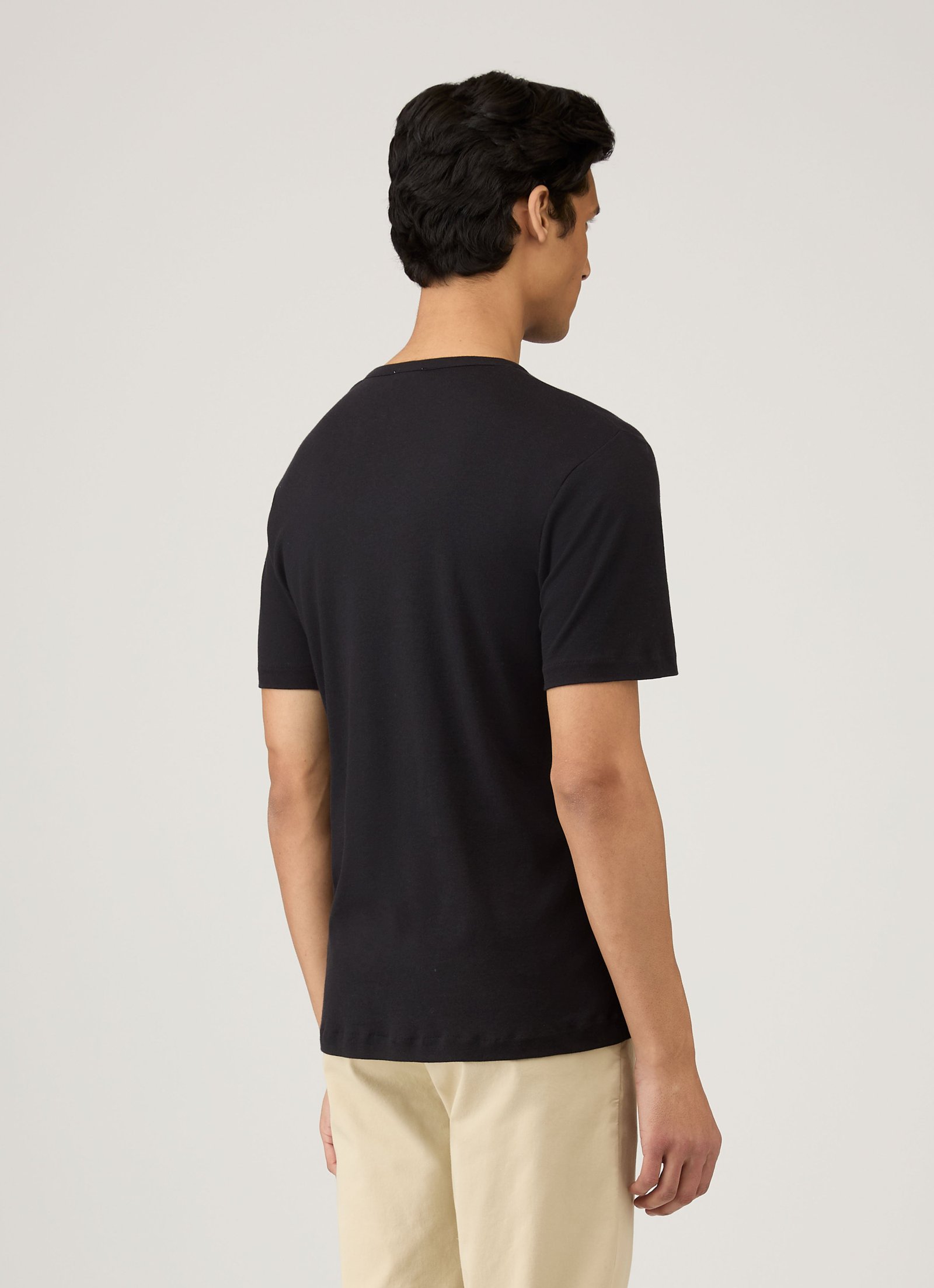 Men's Sea Island Cotton T-shirt in Black - Image 5