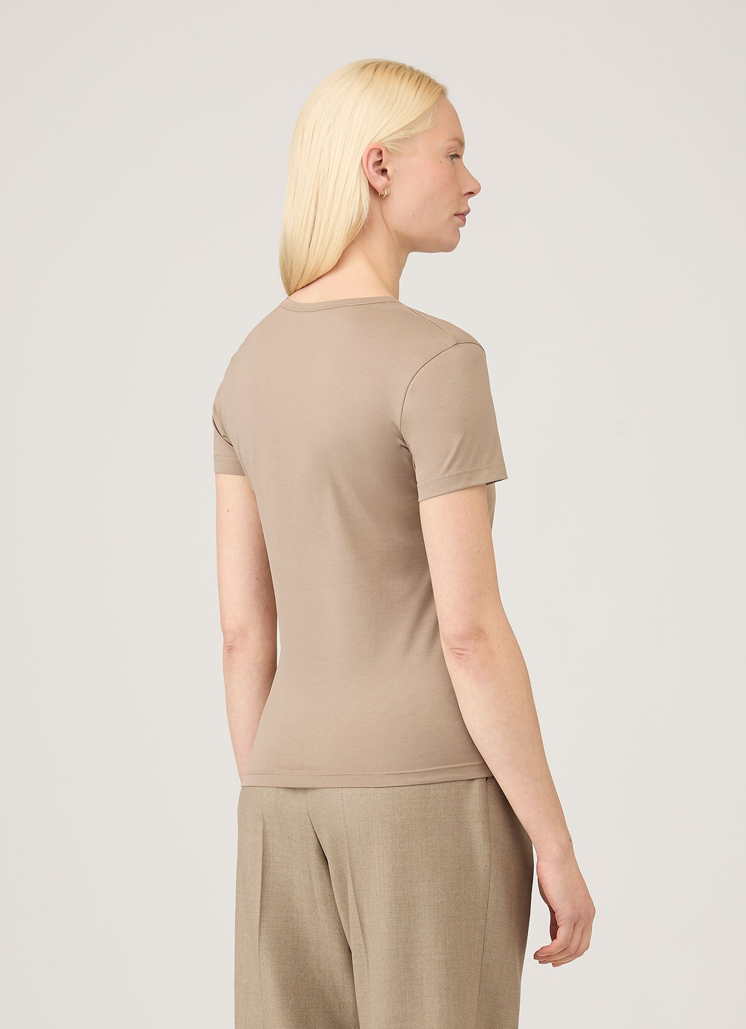 Women's Classic T-shirt in Mink - Image 3