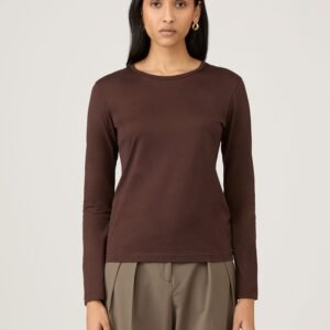 Women's Long Sleeve Classic T-shirt in Truffle